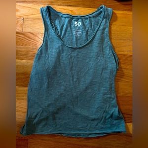 Light green going out/active top